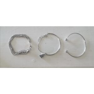 2/$15‼️Silver bracelet bundle